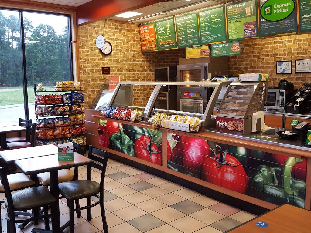 Subway | restaurant | 7204 US-701 N, Elizabethtown, NC 28337, USA | 9108623865 OR +1 910-862-3865