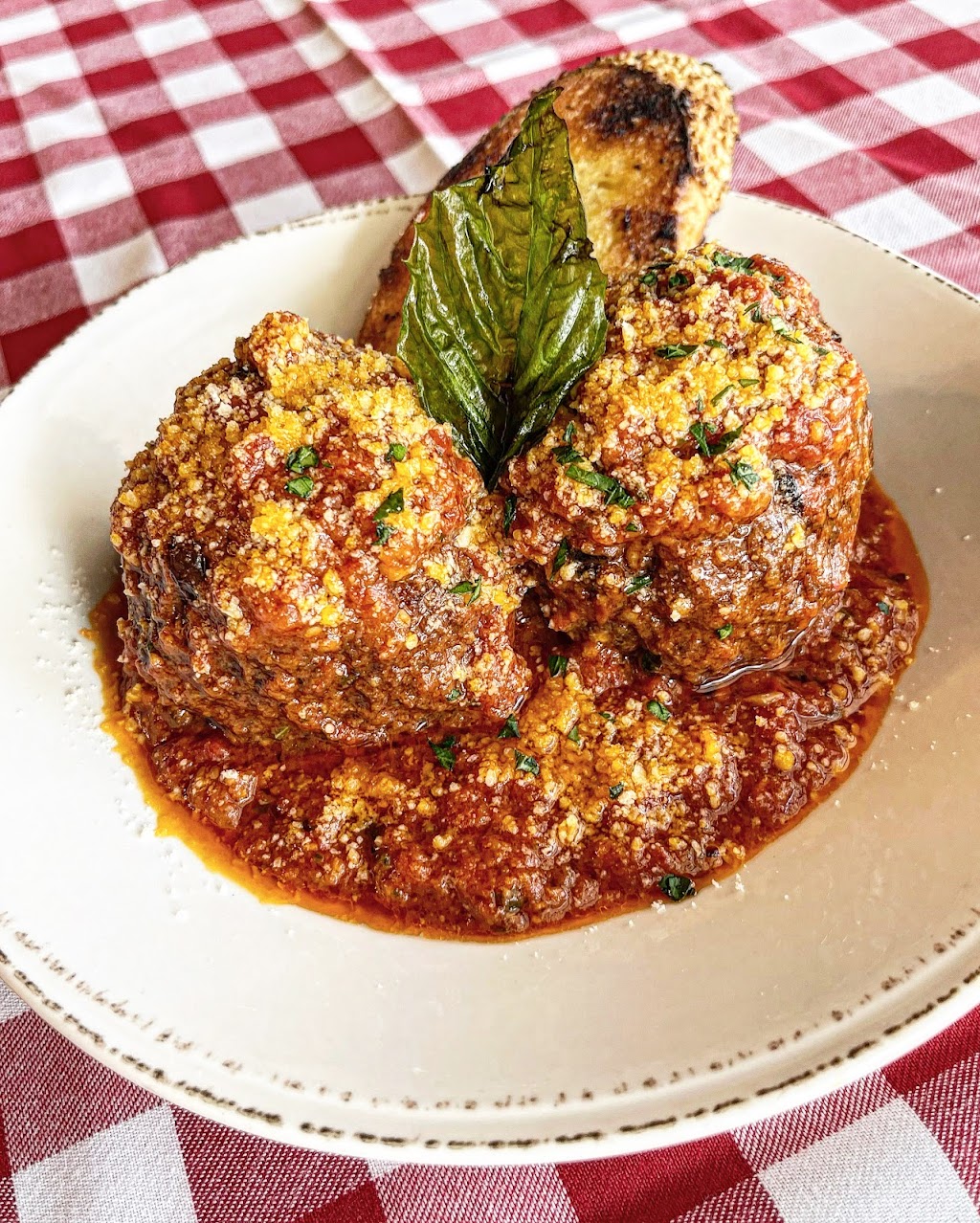 Aldos Italian Table & Bar | restaurant | 19810 Village Center Dr Suite 145A, Fort Myers, FL 33913, USA | 2392342536 OR +1 239-234-2536