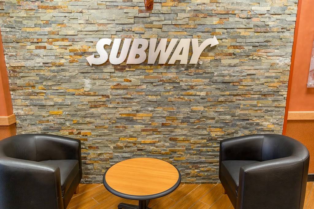 Subway | restaurant | 650 Woodlawn Rd W, Guelph, ON N1K 1B8, Canada | 5198265995 OR +1 519-826-5995