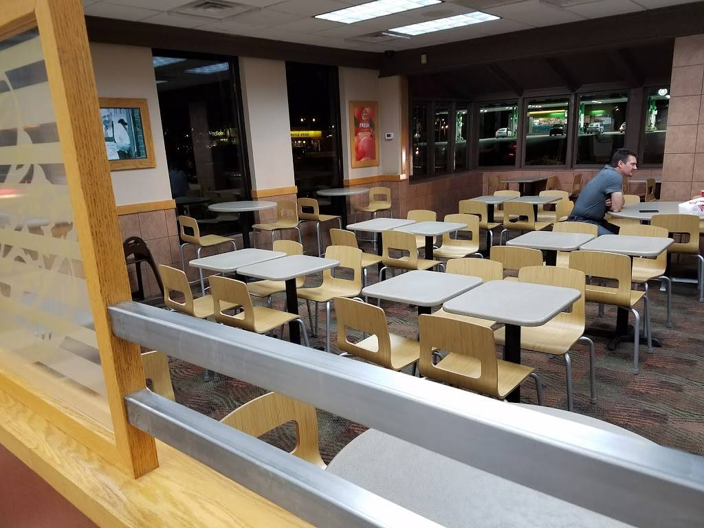 Wendys | restaurant | 551 Donelson Pike, Nashville, TN 37214, USA | 6158892954 OR +1 615-889-2954