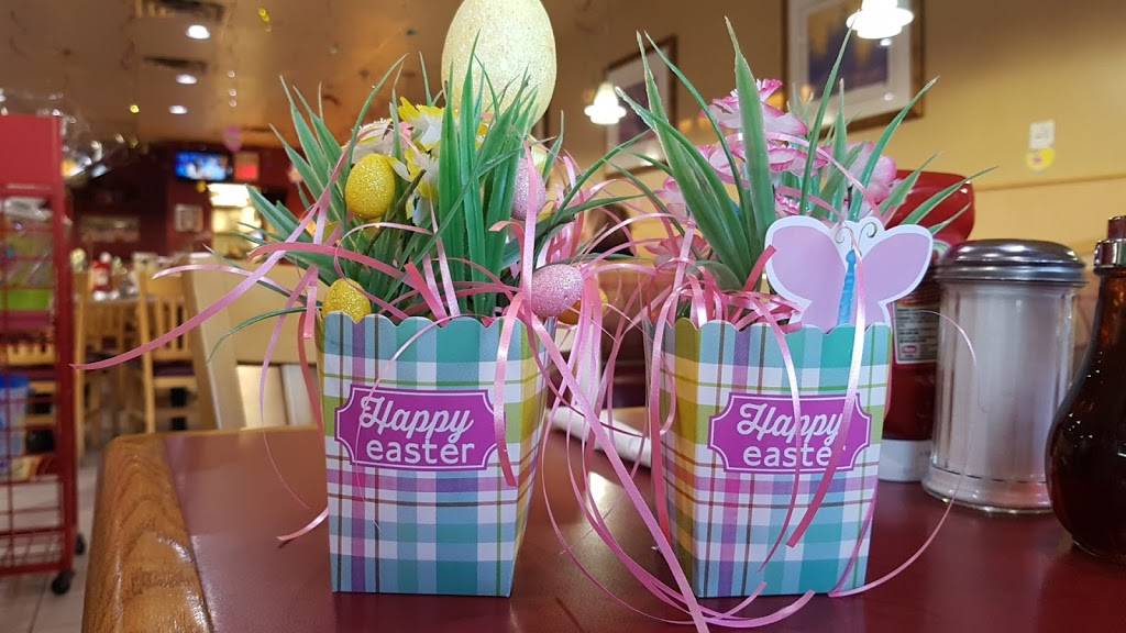 Golden Griddle Family Restaurant | restaurant | 1119 Fennell Ave E, Hamilton, ON L8T 1S2, Canada | 9053888111 OR +1 905-388-8111