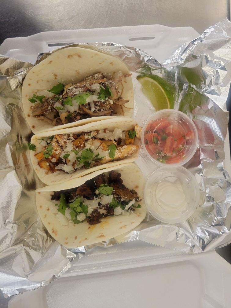 Main Street Tacos | restaurant | 69209 Main St, Richmond, MI 48062, USA | 5867279875 OR +1 586-727-9875