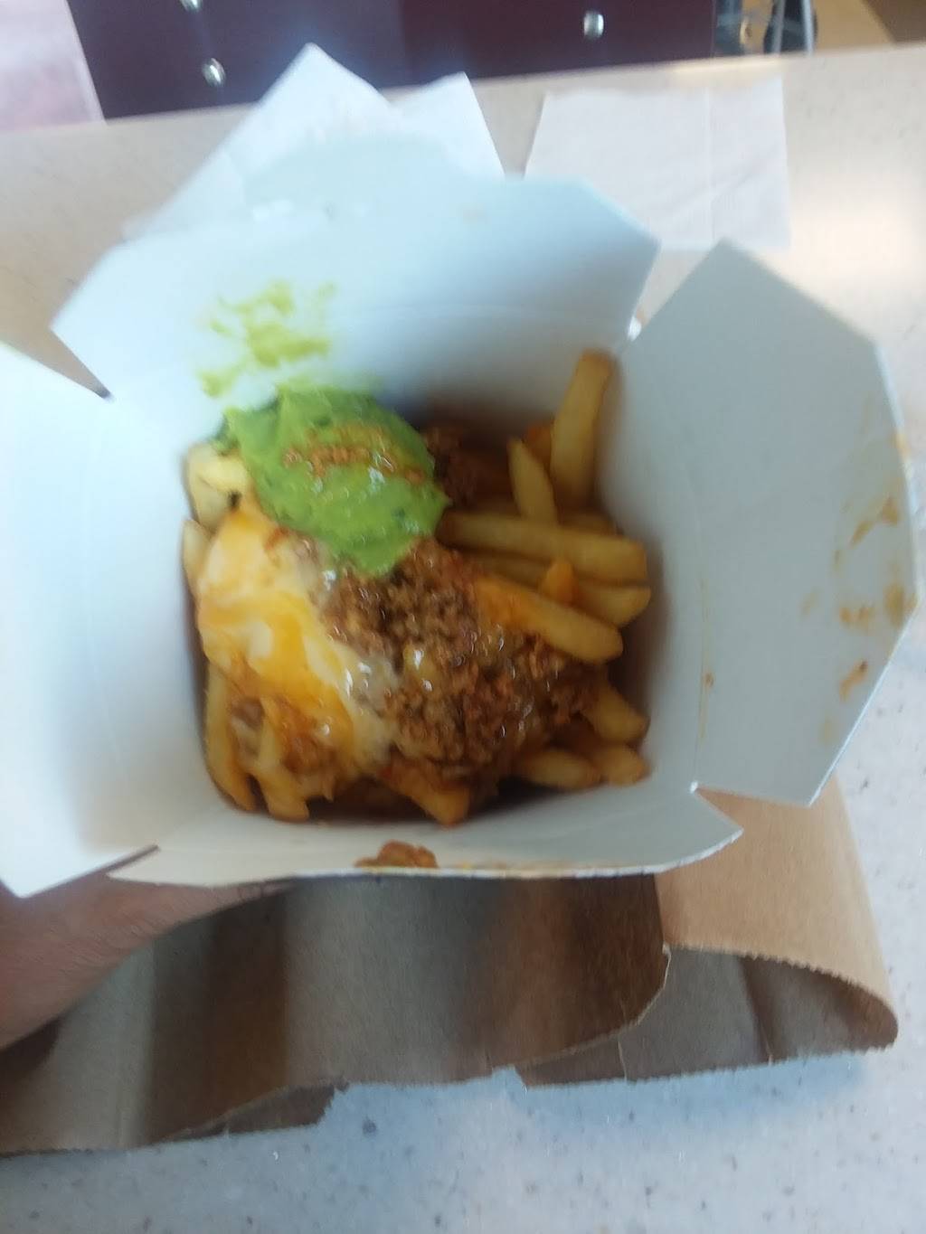 Jack in the Box | restaurant | 1900 W 6th St, Los Angeles, CA 90057, USA | 2134831768 OR +1 213-483-1768