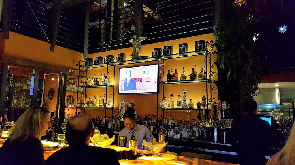 Quinto Sol | restaurant | 2201 Broadway, Redwood City, CA 94063, USA | 6503655765 OR +1 650-365-5765