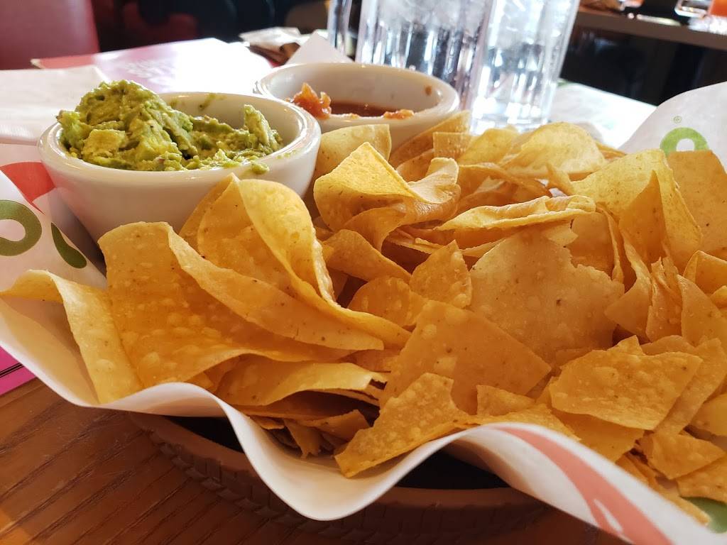 Chilis Grill & Bar | restaurant | 3520 Gwinnett Pl Dr NW, Duluth, GA 30096, USA | 7704971536 OR +1 770-497-1536