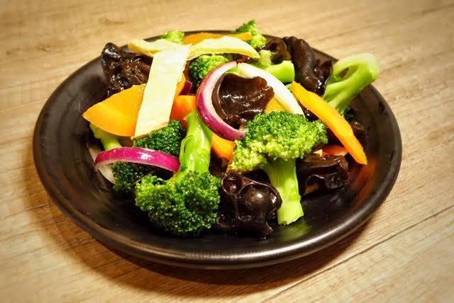 The Ravenous Taotie | restaurant | 735 Wonderland Rd N#11, London, ON N6H 4L1, Canada | 5196018728 OR +1 519-601-8728