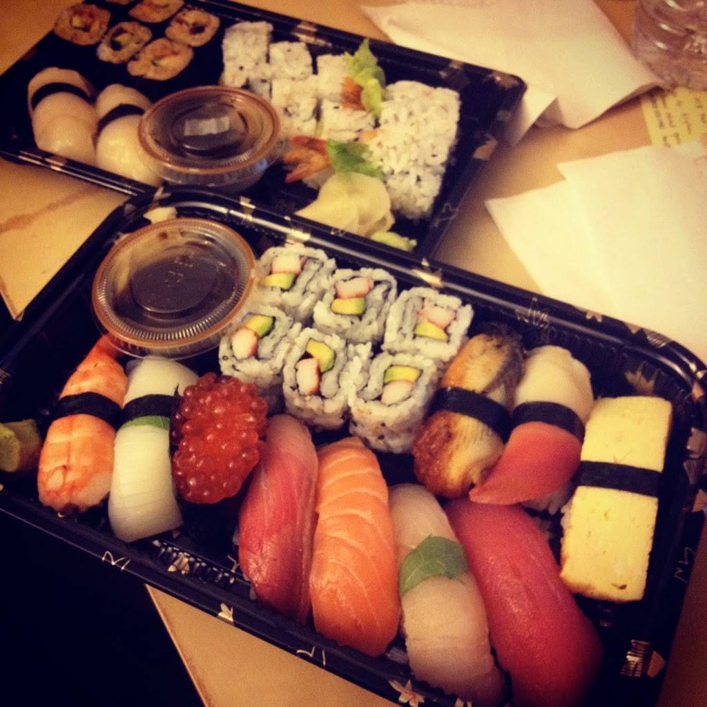 Hinata Sushi Carry Out | meal takeaway | 4947 St Elmo Ave, Bethesda, MD 20814, USA | 3016561009 OR +1 301-656-1009