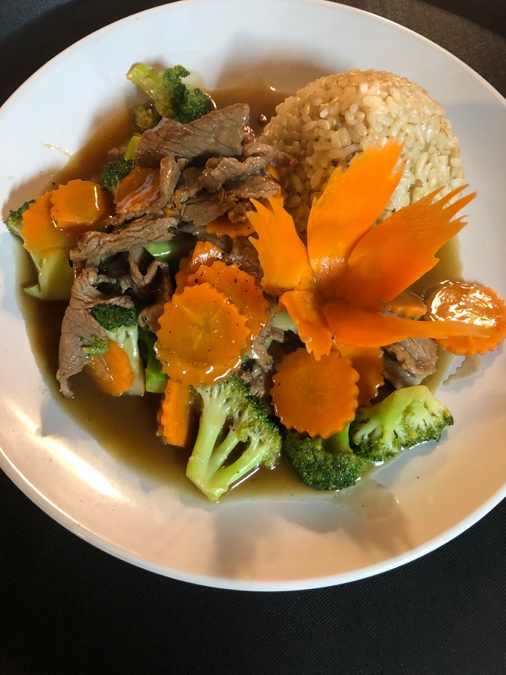 Zab Thai Food Kitchen | restaurant | 16720 E Ave of the Fountains, Fountain Hills, AZ 85268, USA | 4803933251 OR +1 480-393-3251