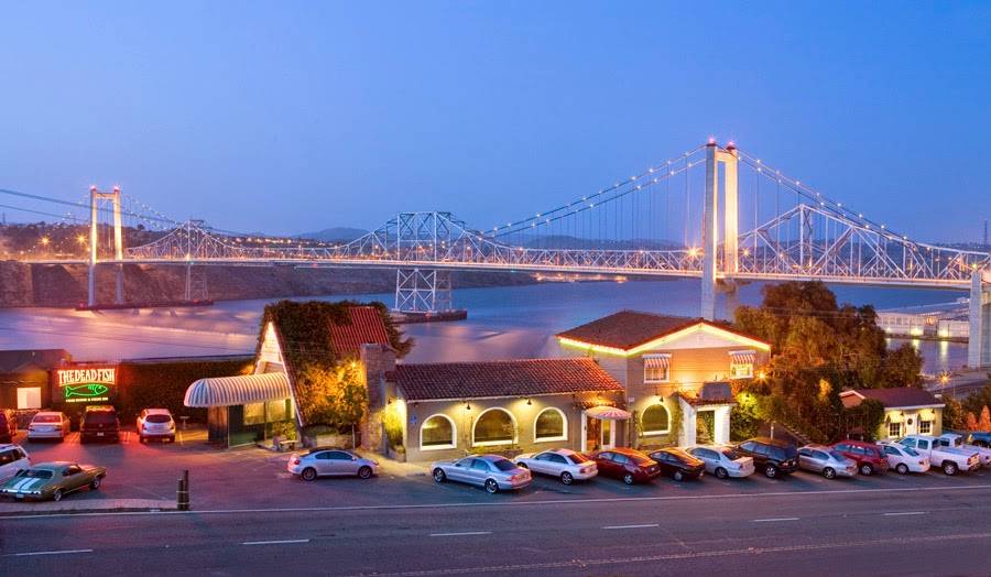 The Dead Fish | restaurant | 20050 San Pablo Ave, Crockett, CA 94525, USA | 5107873323 OR +1 510-787-3323