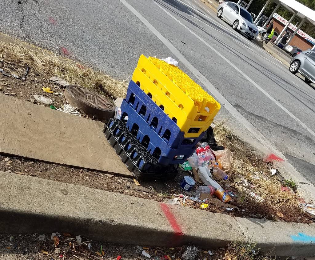 Royal Farms | meal takeaway | 3601 Potee St, Brooklyn, MD 21225, USA | 4103556088 OR +1 410-355-6088