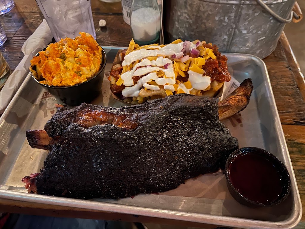 Sauced BBQ & Spirits - Orange | restaurant | 1535 W Katella Ave, Orange, CA 92867, USA | 7146399104 OR +1 714-639-9104