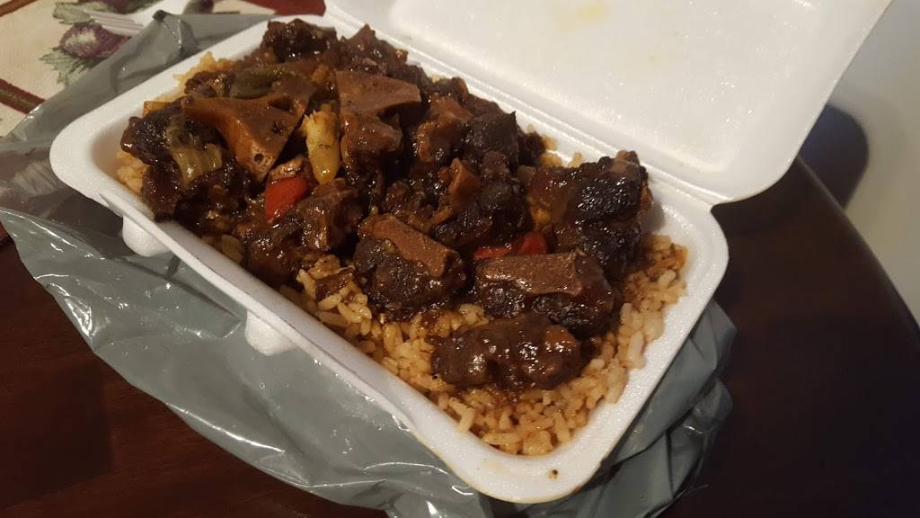 Island Palace Restaurant | restaurant | 1125 Dundas St E, Mississauga, ON L4Y 2C4, Canada | 4378872860 OR +1 437-887-2860