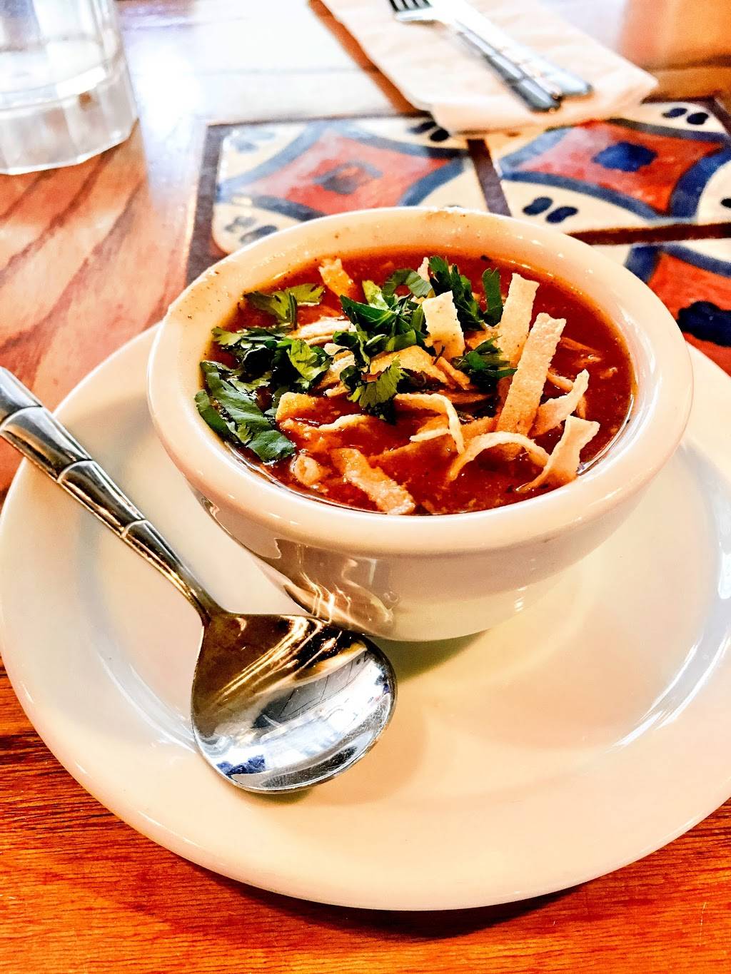 Chilis Grill & Bar | meal takeaway | Bld 6, Field Term #1, Chicago, IL 60666, USA | 7733777800 OR +1 773-377-7800