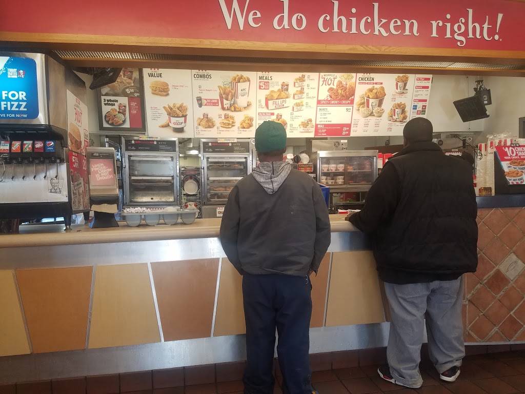 KFC | restaurant | 6262 Winchester Rd, Memphis, TN 38115, USA | 9017951458 OR +1 901-795-1458