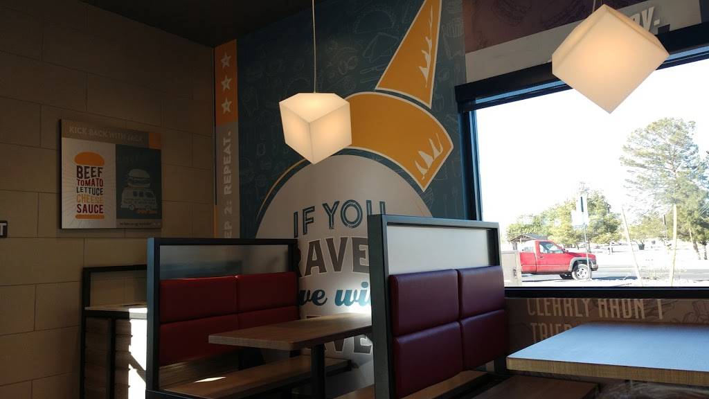 Jack in the Box | restaurant | 3749 S Mission Rd, Tucson, AZ 85713, USA | 5202091880 OR +1 520-209-1880