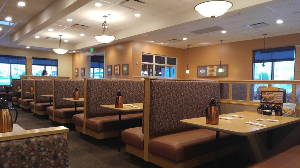 IHOP | bakery | 1068 E State Hwy 152, Mustang, OK 73064, USA | 4057308883 OR +1 405-730-8883