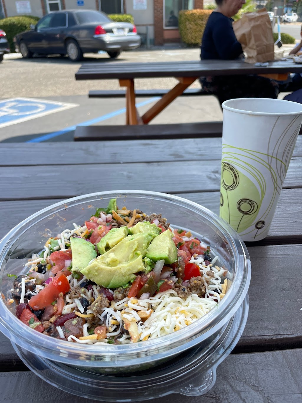 Court Street Eats | restaurant | 1718 Placer St, Redding, CA 96001, USA | 5306054219 OR +1 530-605-4219