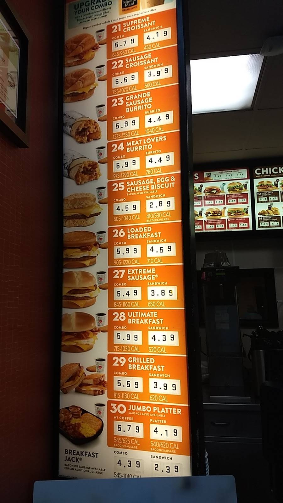 Jack in the Box | restaurant | 13850 Peyton Dr, Chino Hills, CA 91709, USA | 9094651803 OR +1 909-465-1803