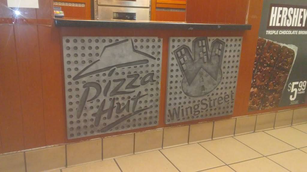 Pizza Hut | restaurant | 2437 E Plaza Blvd, National City, CA 91950, USA | 6194798400 OR +1 619-479-8400