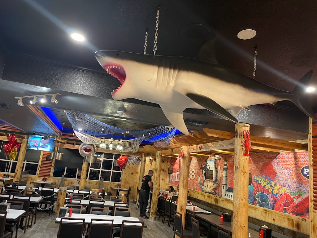 Pier 88 Boiling Seafood & Bar Rainbow | restaurant | 2080 N Rainbow Blvd, Las Vegas, NV 89108, USA | 7026400640 OR +1 702-640-0640