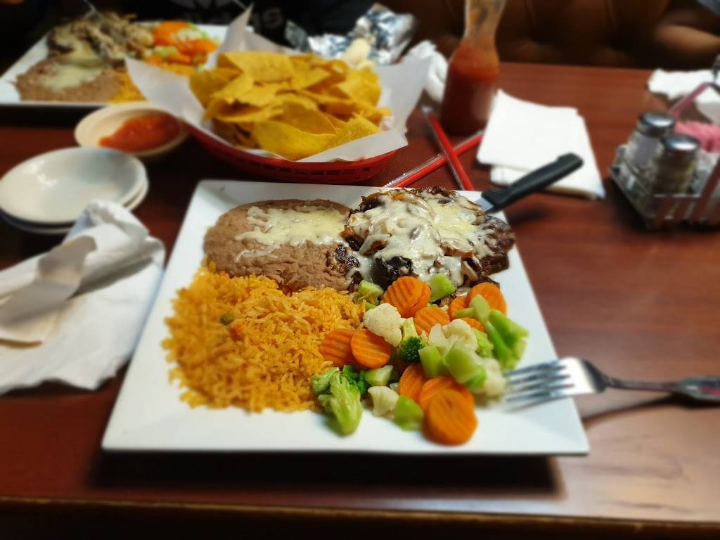 Iguanas Mexican restaurant | restaurant | 2241 N Washington St, Forrest City, AR 72335, USA | 8706301606 OR +1 870-630-1606