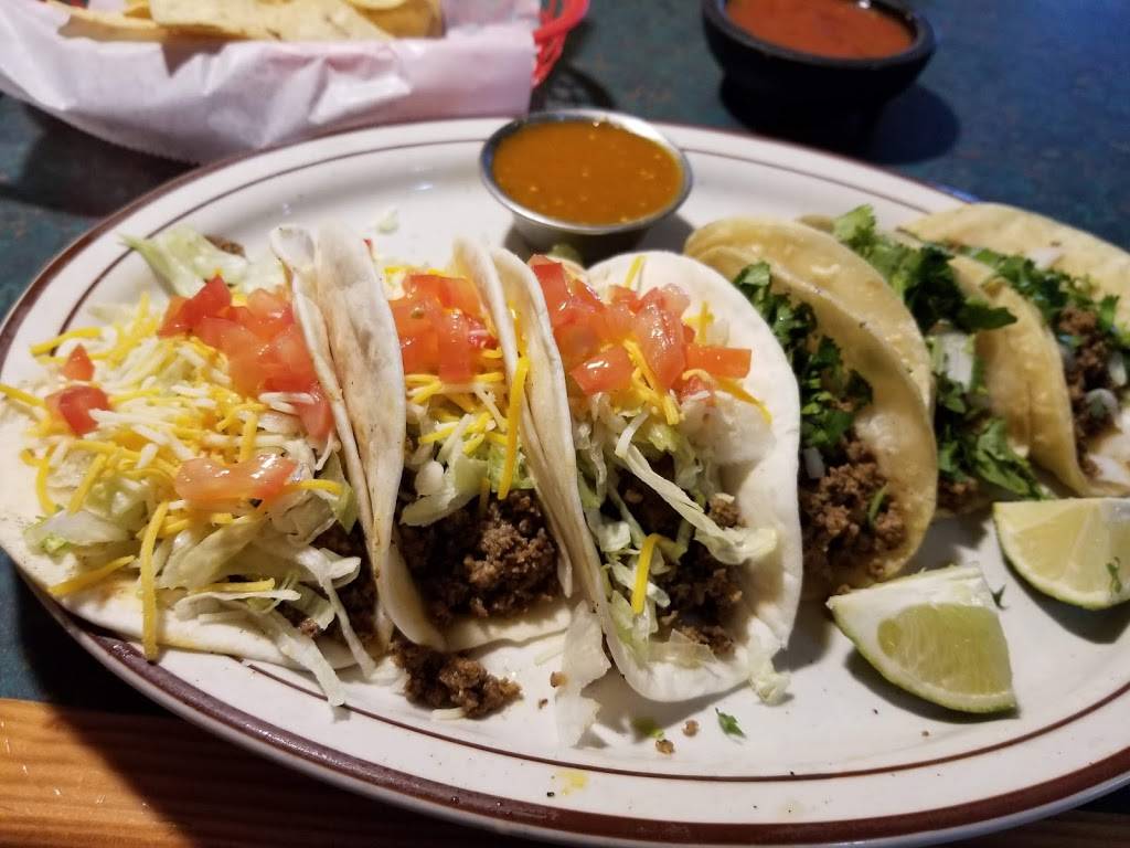 La Fonda Mexican Kitchen | restaurant | 3150 Elizabeth Lake Rd, Waterford Twp, MI 48328, USA | 2482217617 OR +1 248-221-7617