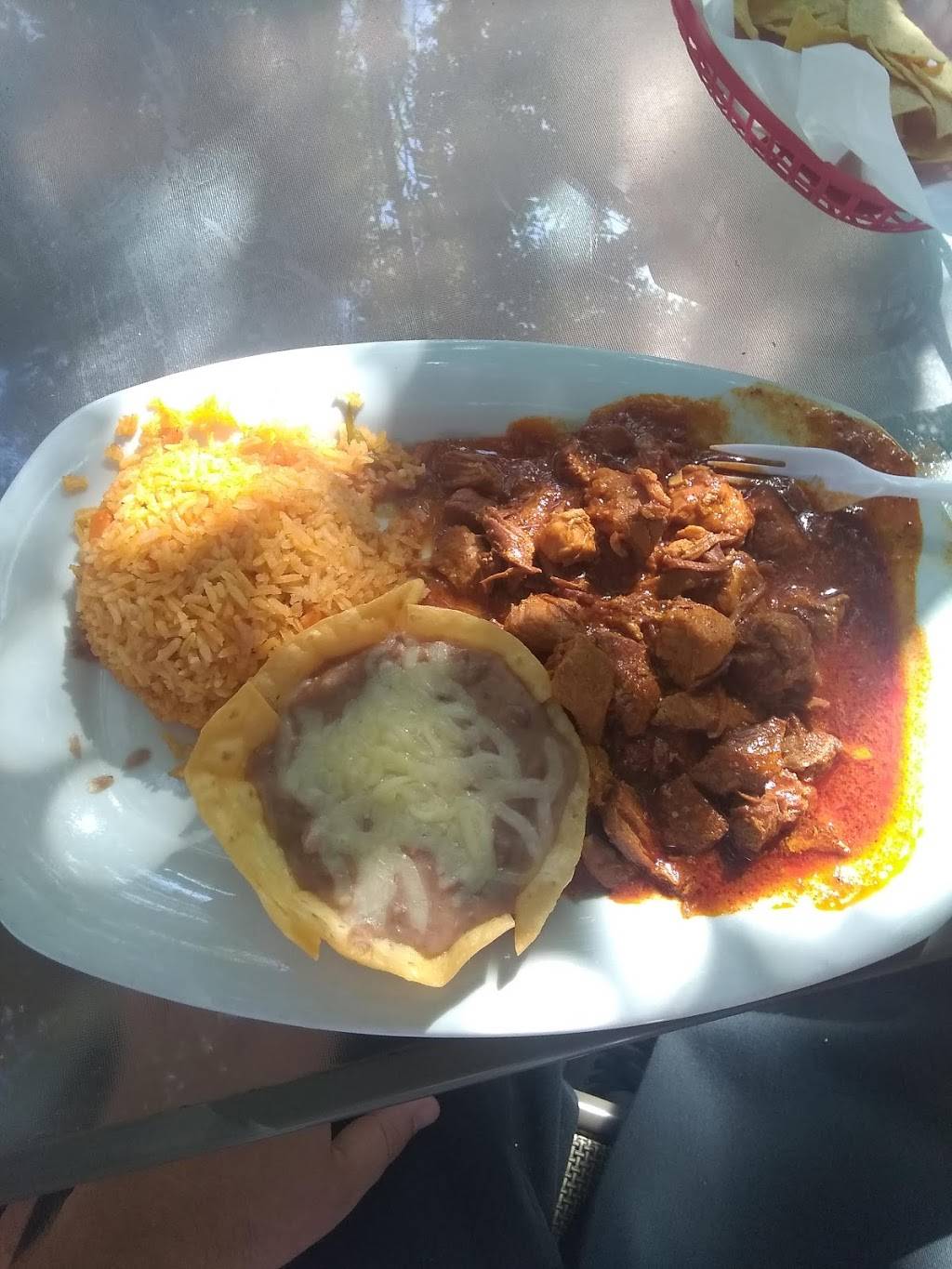 El Nuevo Tarasco | restaurant | 539 S D St, Perris, CA 92570, USA | 9512381871 OR +1 951-238-1871