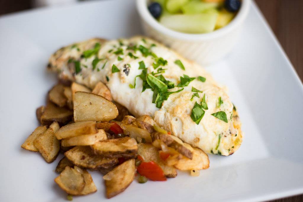 Iron Horse Tavern | restaurant | 140 High St #5413, Morgantown, WV 26505, USA | 3042966230 OR +1 304-296-6230