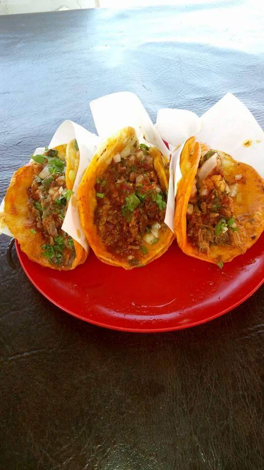 Birrieria Angelito | restaurant | Unnamed Road, Fraccionamiento Valle de las Palmas, Valle de las Palmas, Baja California, Mexico | 016645557042 OR +52 664 555 7042