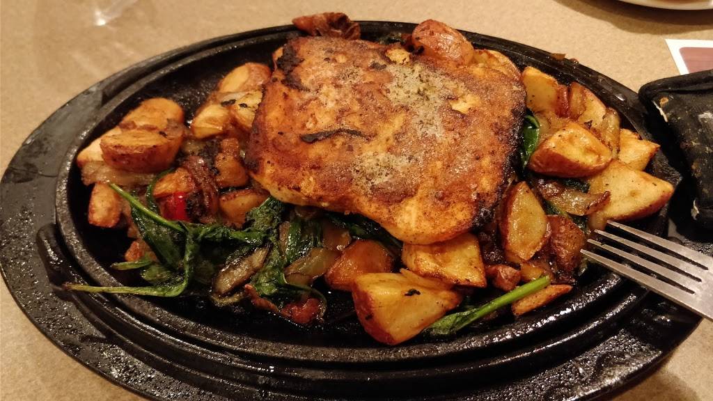 Dennys | restaurant | 371 Old Country Rd, Carle Place, NY 11514, USA | 5167439222 OR +1 516-743-9222