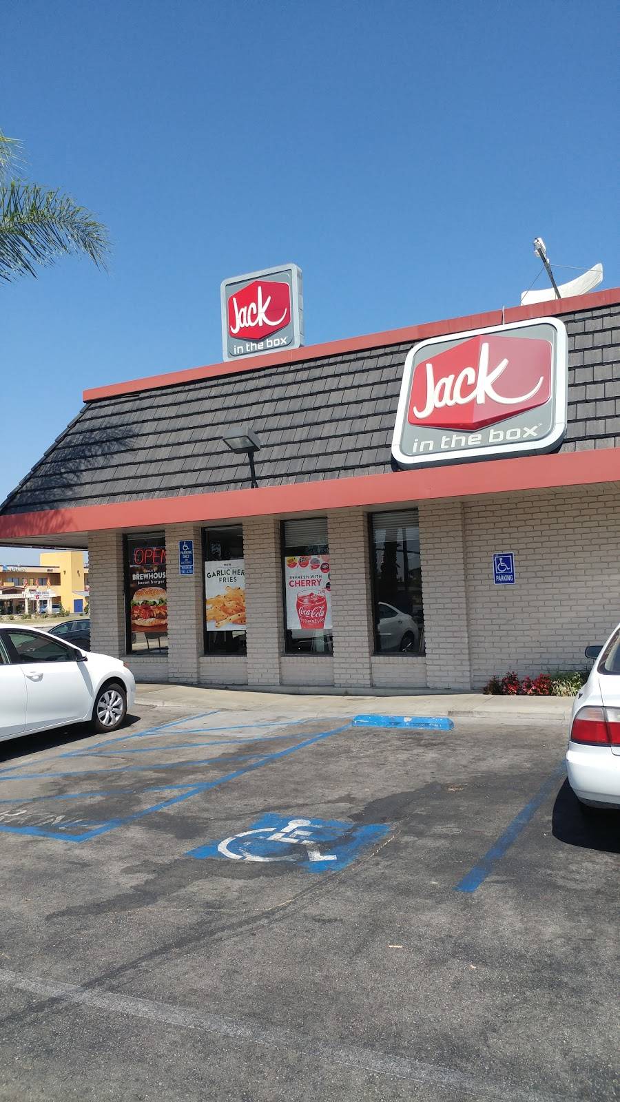 Jack in the Box | restaurant | 13282 Harbor Blvd, Garden Grove, CA 92843, USA | 7145375133 OR +1 714-537-5133