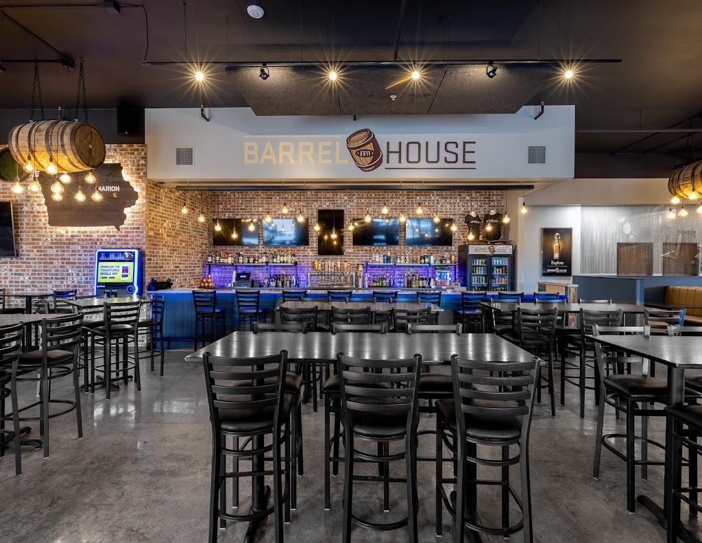 Barrel House | restaurant | 3220 Redhawk St, Coralville, IA 52241, USA | 5632106885 OR +1 563-210-6885