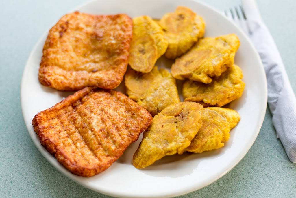 Chelsea Tipico | restaurant | 109 Shurtleff St, Chelsea, MA 02150, USA | 6174660996 OR +1 617-466-0996