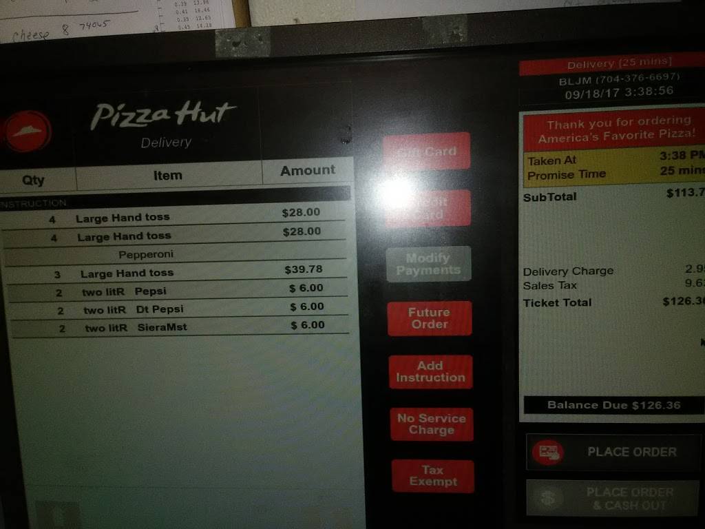 Pizza Hut | restaurant | 3909 South Blvd, Charlotte, NC 28209, USA | 7045227000 OR +1 704-522-7000