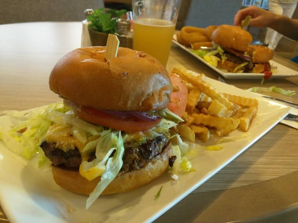 The Mainland Kitchen + Pub | restaurant | 151 NJ-72, Manahawkin, NJ 08050, USA | 6094816100 OR +1 609-481-6100