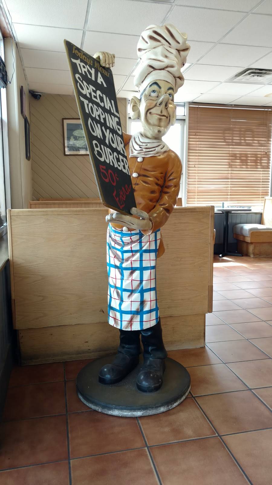 Frankie’s | restaurant | 470 Lewis Ave, Meriden, CT 06451, USA | 2035095295 OR +1 203-509-5295