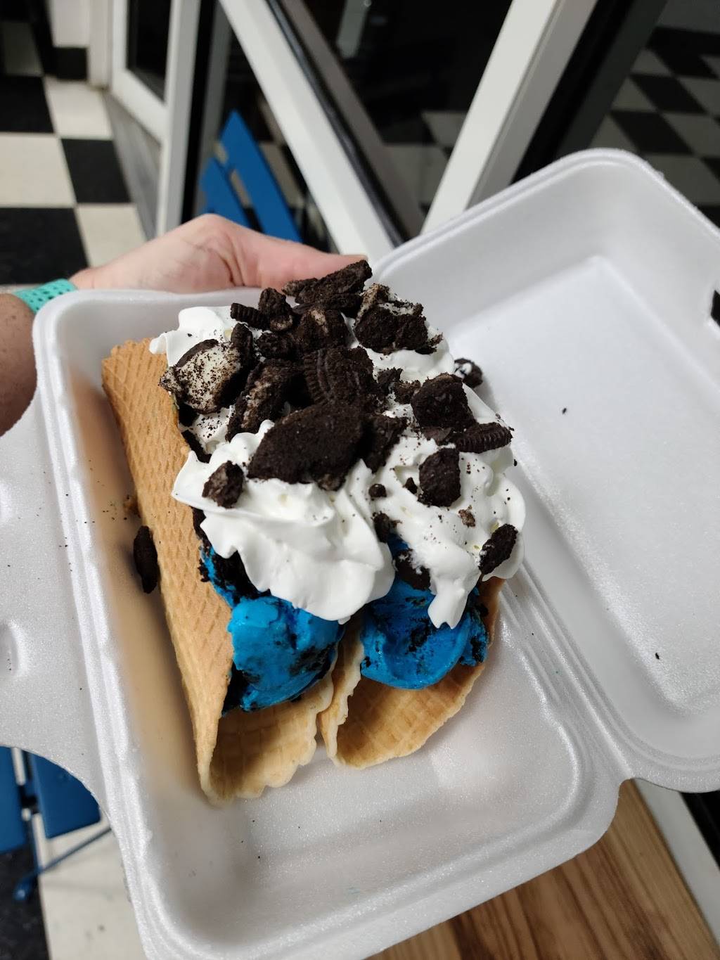 Lakeland Ice Cream Co | restaurant | 2973 Duff Rd, Lakeland, FL 33810, USA | 8633375652 OR +1 863-337-5652