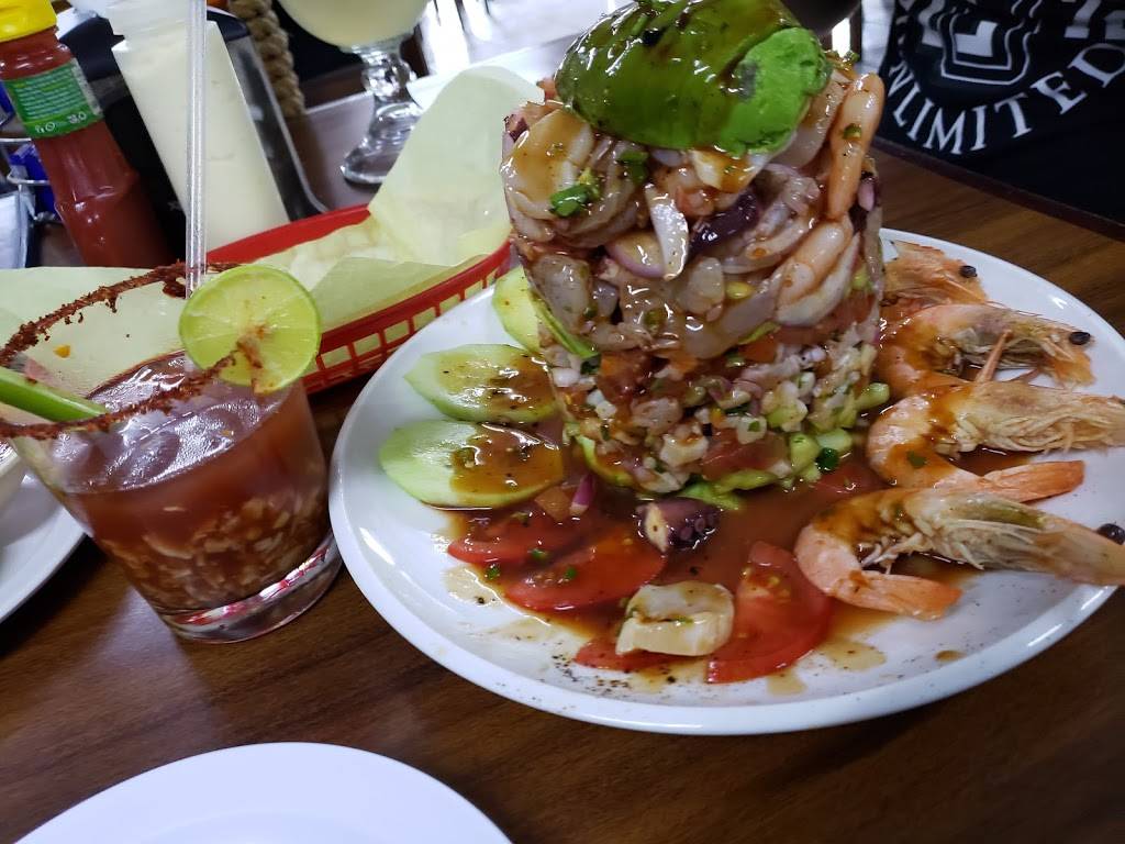 Mariscos Negro Durazo Insurgentes | restaurant | Misión de San Luis #3200, Guaycura, 22216 Tijuana, B.C., Mexico | 016646251254 OR +52 664 625 1254