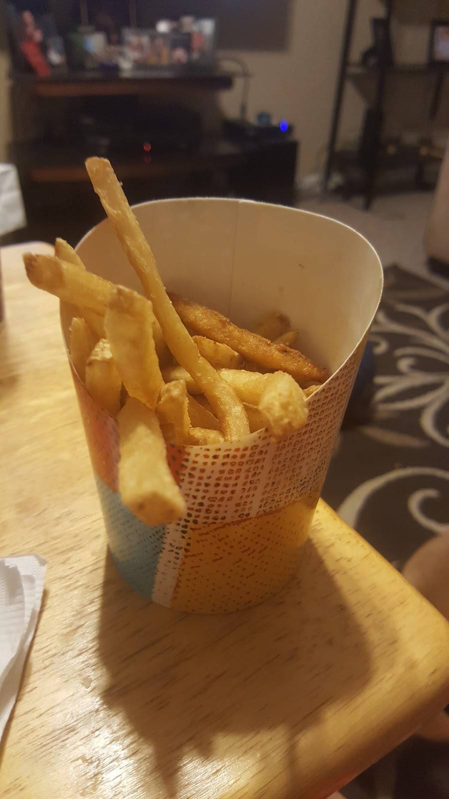 Good Times Burgers & Frozen Custard | restaurant | 150 Wadsworth Blvd, Lakewood, CO 80226, USA | 3034621002 OR +1 303-462-1002