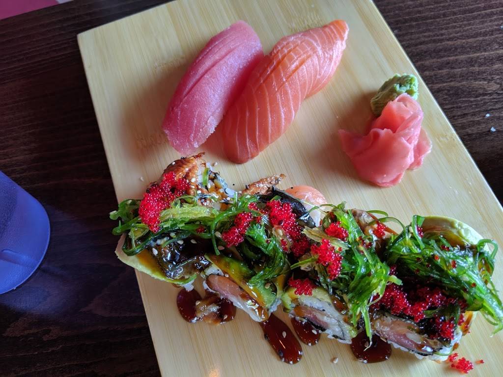 MOMO Sushi | restaurant | 1839 Central Ave NE, Minneapolis, MN 55418, USA | 6127899190 OR +1 612-789-9190