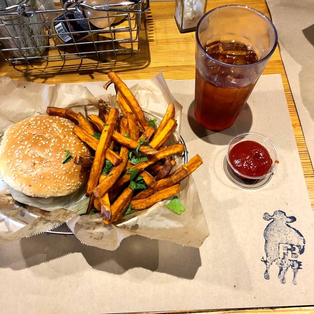 Farm Burger Asheville | restaurant | 10 Patton Ave, Asheville, NC 28801, USA | 8283488540 OR +1 828-348-8540