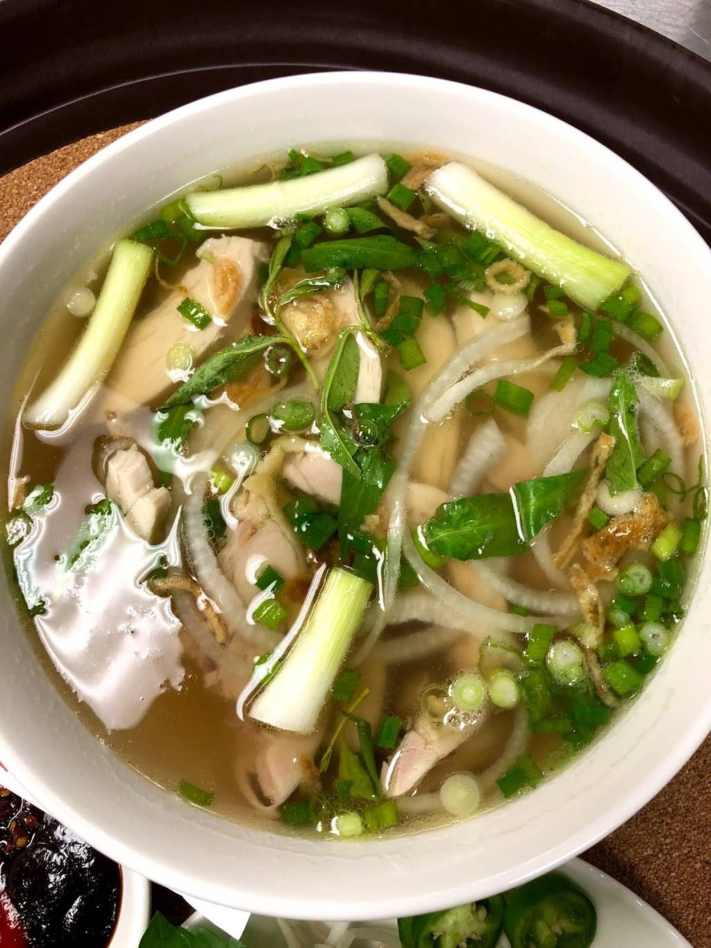 Pho Huy | restaurant | 4527 Duke St, Alexandria, VA 22304, USA | 5712578868 OR +1 571-257-8868