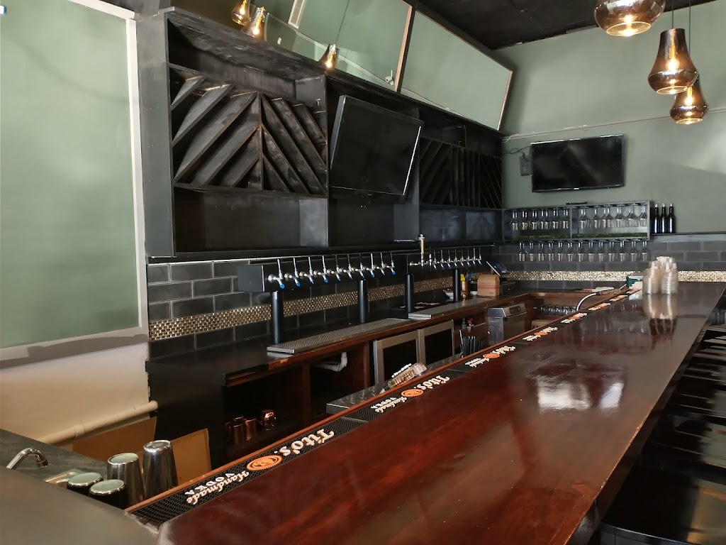 Food Court | restaurant | 39 Court St, Plymouth, MA 02360, USA | 7743435657 OR +1 774-343-5657