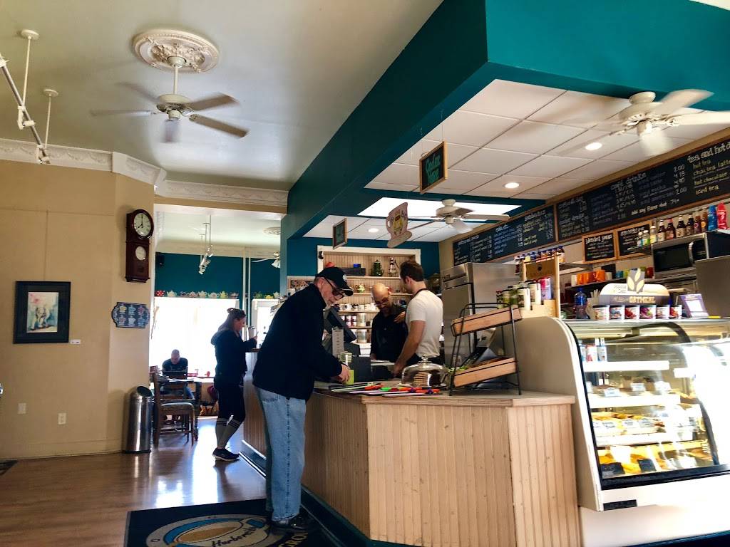 Harborside Common Grounds | cafe | 5159 6th Ave, Kenosha, WI 53140, USA | 2626525111 OR +1 262-652-5111