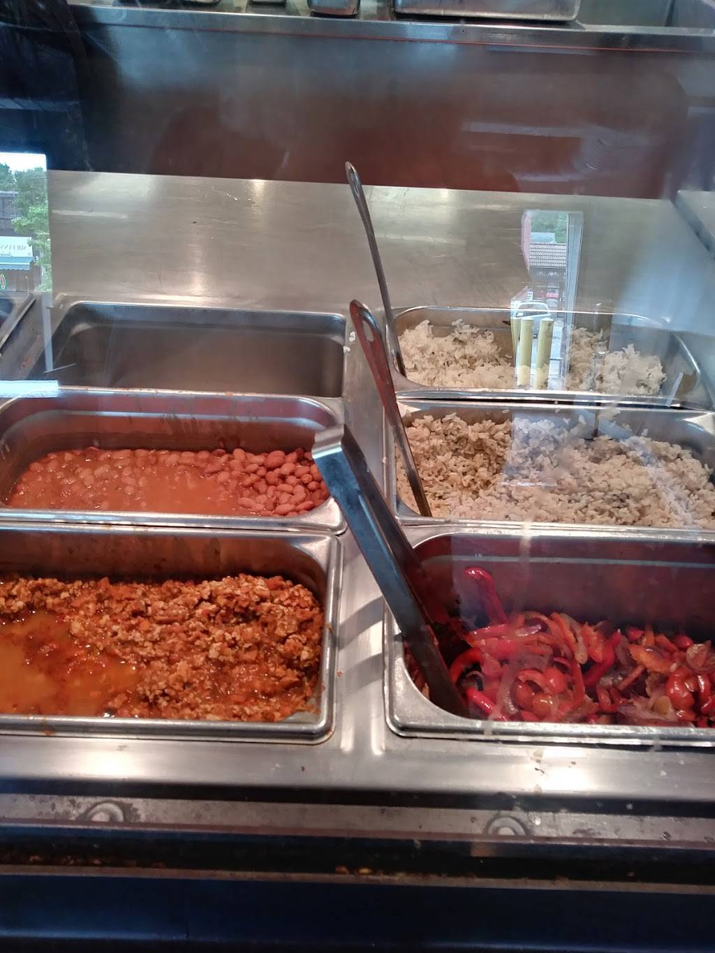 Chipotle Mexican Grill | restaurant | 1713 W 39th St, Kansas City, MO 64111, USA | 8169318006 OR +1 816-931-8006