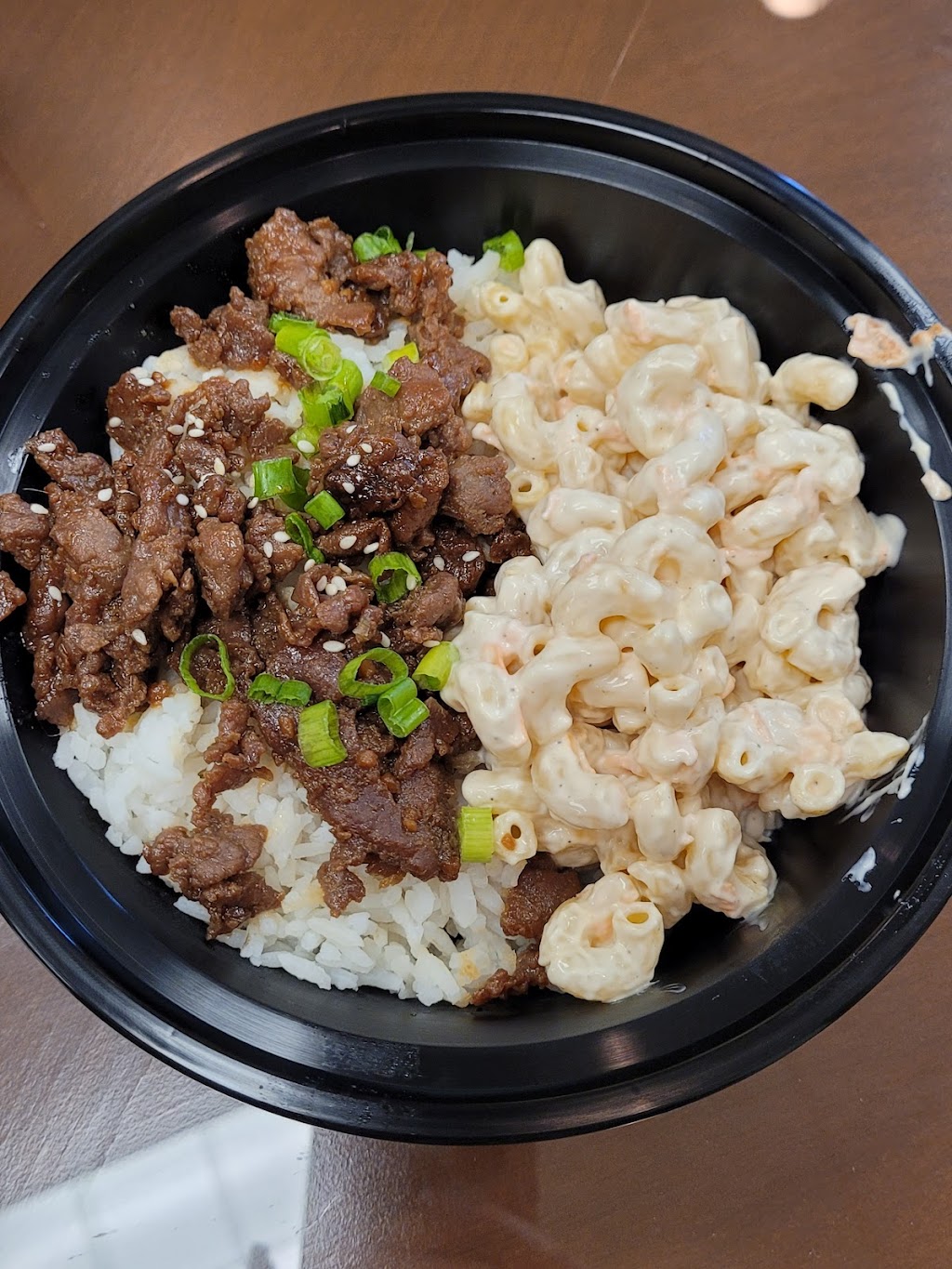 The Traveling Bowl | restaurant | 2221 N Lorraine St, Hutchinson, KS 67502, USA | 6204742390 OR +1 620-474-2390