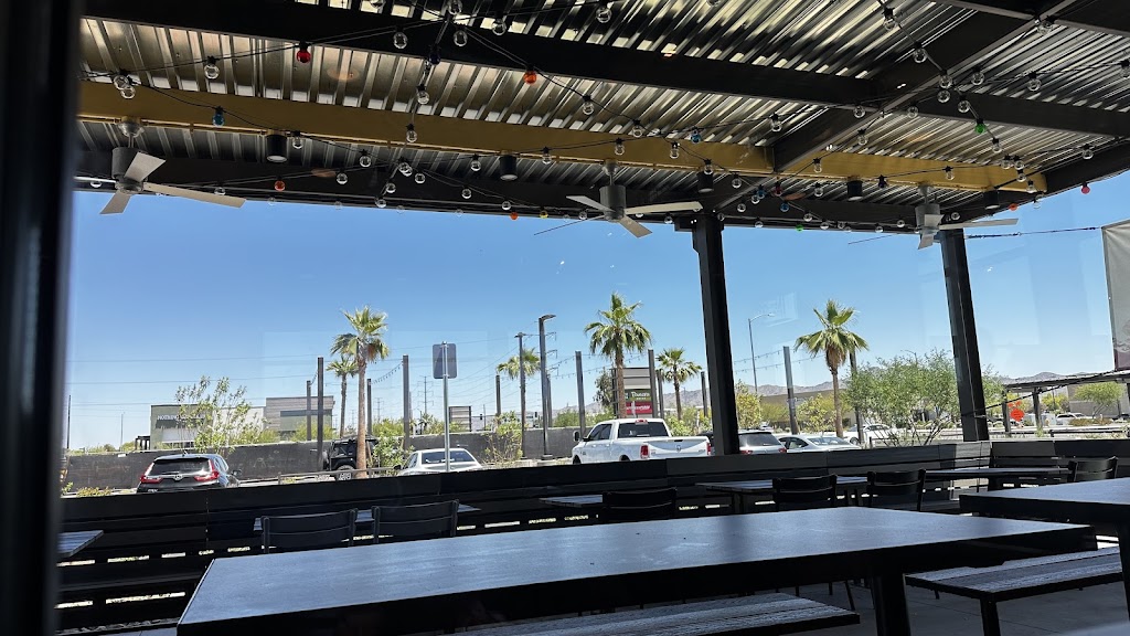 Raising Canes Chicken Fingers | restaurant | 5950 W Baseline Rd, Laveen Village, AZ 85339, USA | 6026913258 OR +1 602-691-3258