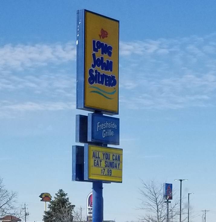 Long John Silvers | restaurant | 603 32nd Ave, Council Bluffs, IA 51501, USA | 7123666567 OR +1 712-366-6567