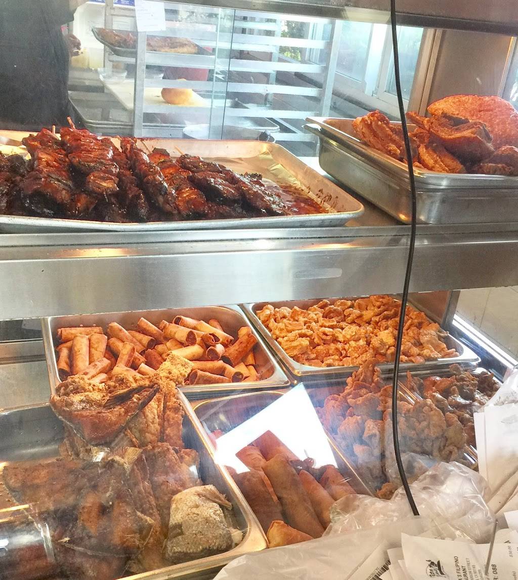 Tita Celias | restaurant | 621 W Carson St, Carson, CA 90745, USA | 3108346289 OR +1 310-834-6289