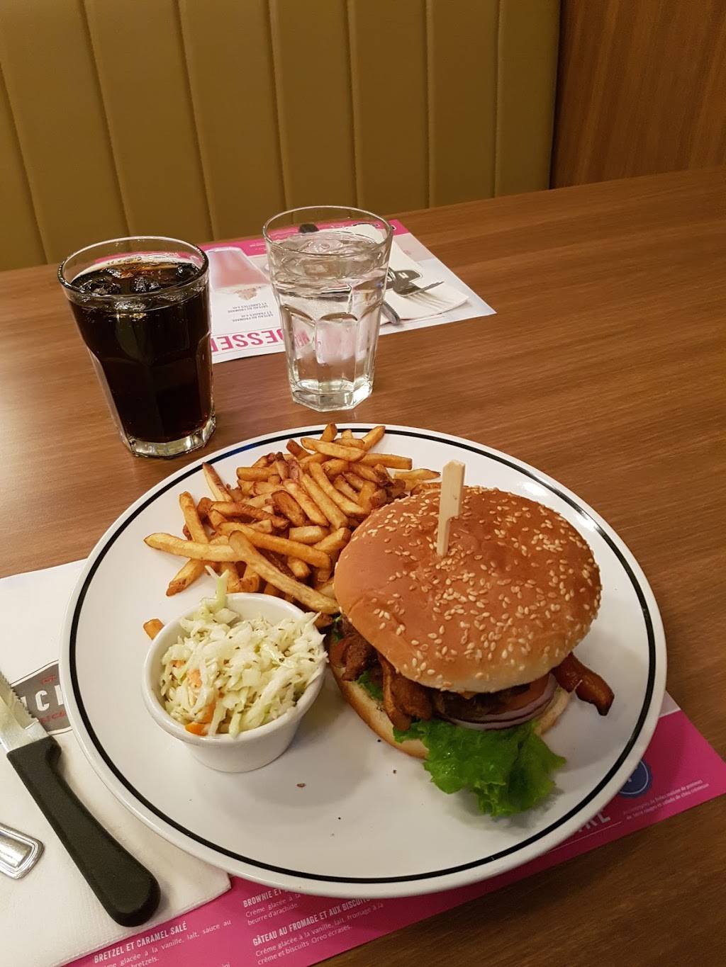 Nickels Deli Restaurants | restaurant | 4280 Rue Jean-Talon, Saint-Léonard, QC H1S 1J7, Canada | 4387881112 OR +1 438-788-1112